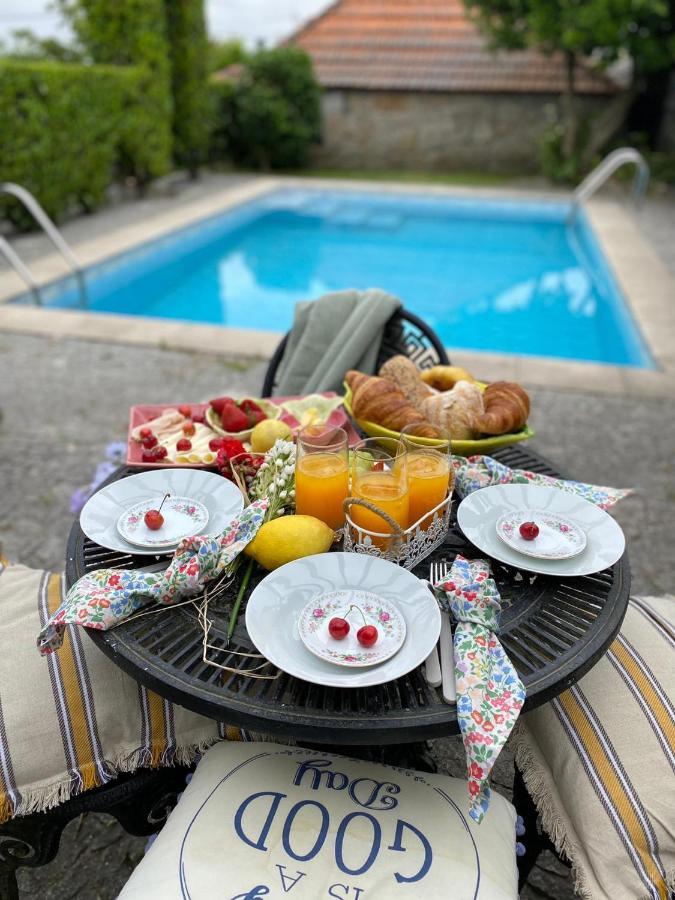 Villa Pequena Casa Rustica Com Piscina Penafiel Esterno foto